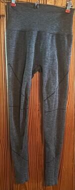Alphalete OG Revival Women Medium Activewear Leggings High Rise Gray Compression